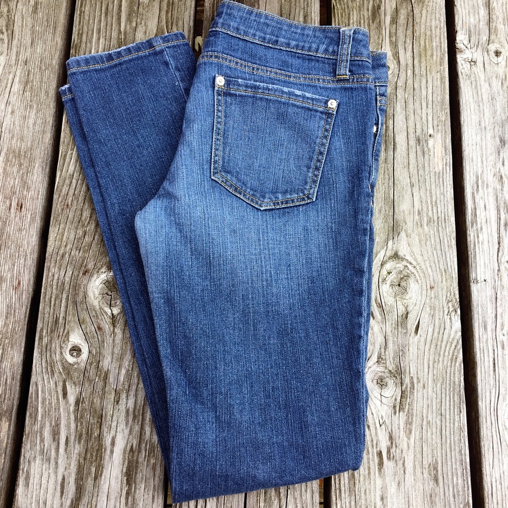 Rue 21 Skinny Jeans SZ 28! EUC!